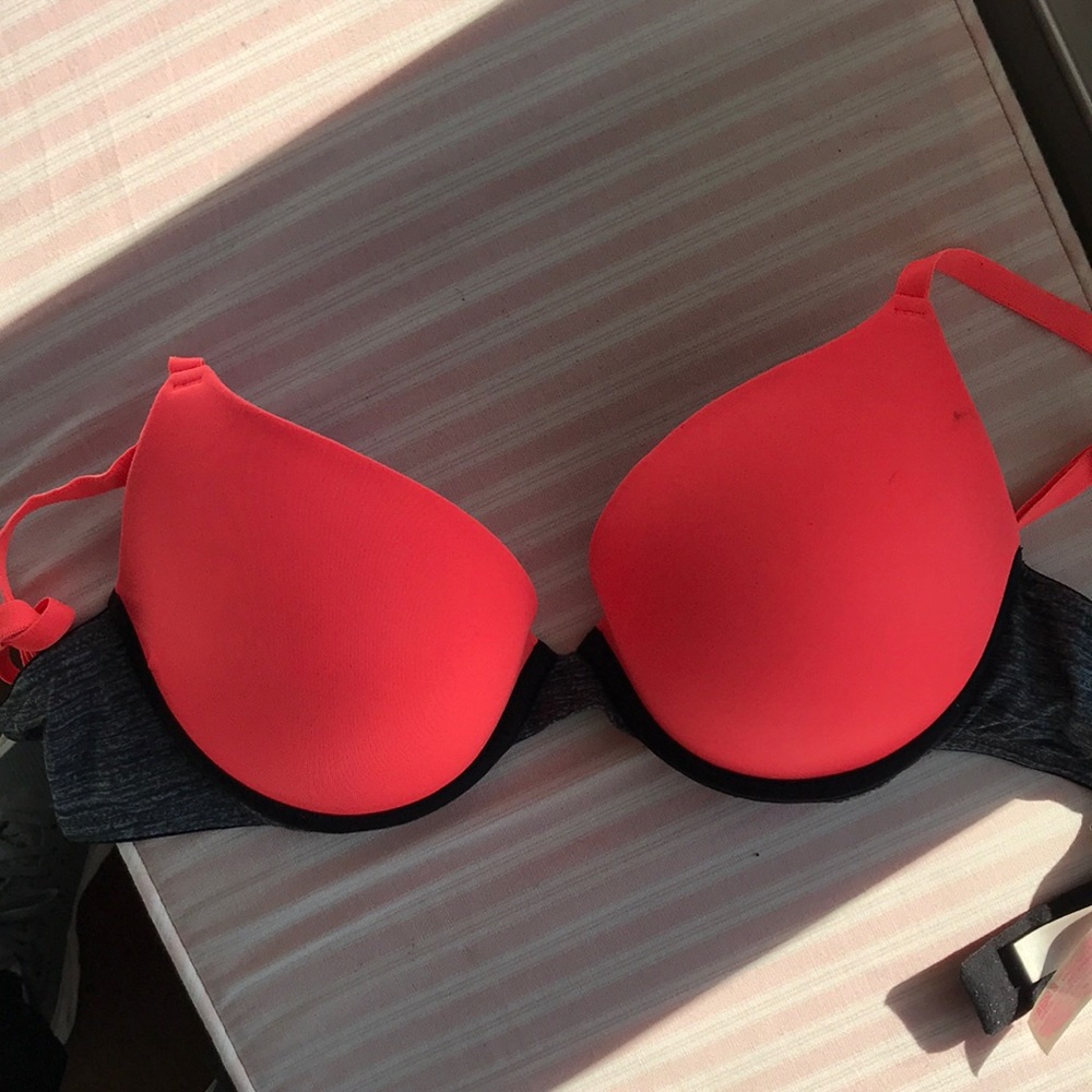 Vs pink bra 34B